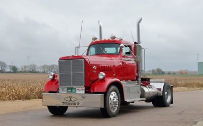 1953 Diamond T 950 Truck