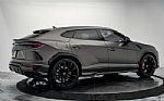 2022 Urus Thumbnail 11