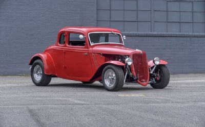 1934 Ford 5-Window Coupe