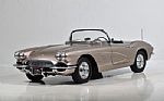 1961 Corvette Thumbnail 4