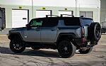 2024 Hummer EV SUV Thumbnail 9