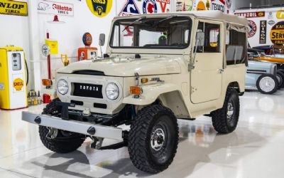 1971 Toyota FJ-40 Land Cruiser SUV