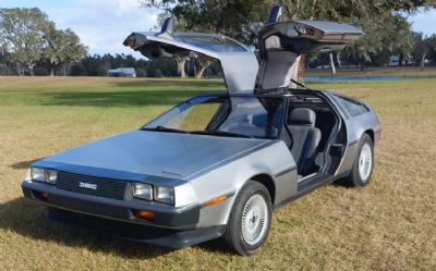 1983 Delorean DMC-12 Coupe