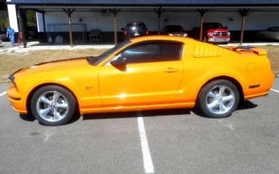 2007 Ford Mustang GT Deluxe Coupe