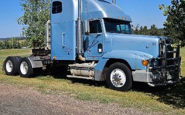 Photo of a 1996 Freightliner FLD120 Sleeper Trucks for sale