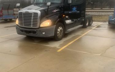 Photo of a 2012 Freightliner Cascadia 125 Sleeper Trucks for sale