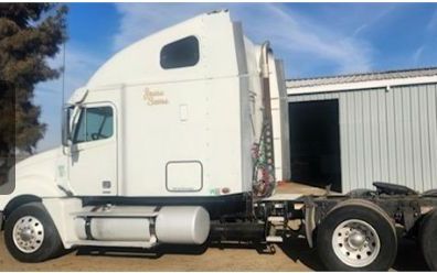 Photo of a 2009 Freightliner Columbia 120 Sleeper Cab Sleeper Cab for sale
