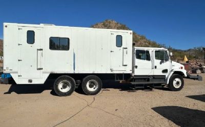 Photo of a 2004 Freightliner FL80 Toterhome for sale