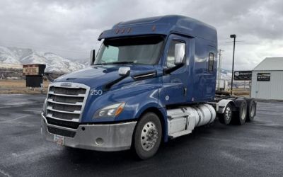 Photo of a 2019 Freightliner Cascadia 126 Sleeper Trucks for sale