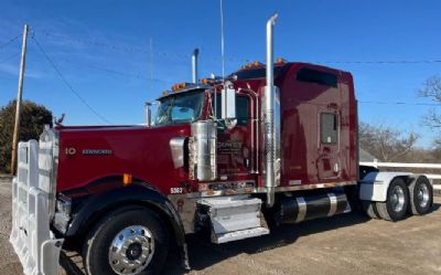 Photo of a 2007 Kenworth W9L Sleeper Trucks for sale
