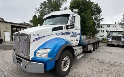 Photo of a 2016 Kenworth T880 TOW Truck for sale