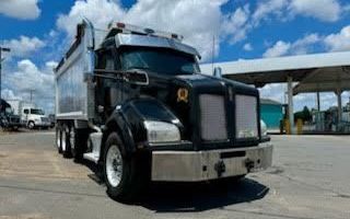 Photo of a 2015 Kenworth T880 Dump Truck for sale