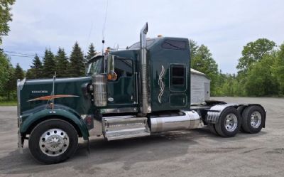 Photo of a 2018 Kenworth W900L Sleeper Trucks for sale