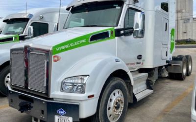 Photo of a 2022 Kenworth T880 Commercial Trucks for sale