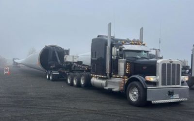 Photo of a 2020 Peterbilt 389 Sleeper Trucks for sale