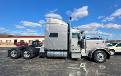 Photo of a 2013 Peterbilt 389 Commercial Trucks for sale