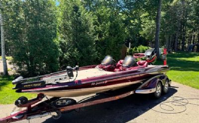 Photo of a 2002 Triton Bass Master Classic Pro Bass Boat for sale