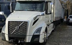 Photo of a 2019 Volvo Vnl64t760 Sleeper Trucks for sale
