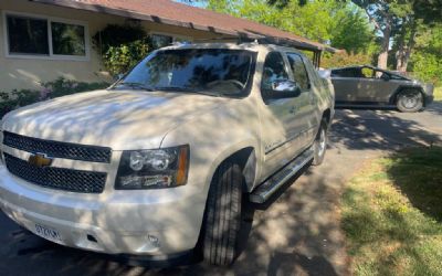 Photo of a 2013 Chevrolet Avalanche LTZ Black Diamond for sale