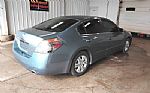 2010 ALTIMA Thumbnail 3