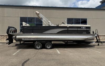 Photo of a 2015 Manitou Pontoon Boat for sale