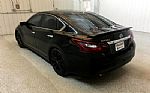 2017 Altima Thumbnail 2