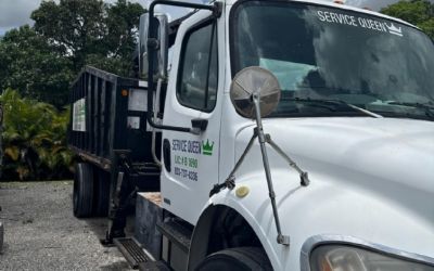 Photo of a 2005 Freightliner Grapple Truck for sale