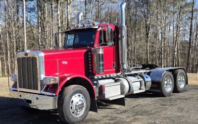 Photo of a 2024 Peterbilt 389 Day Cab for sale