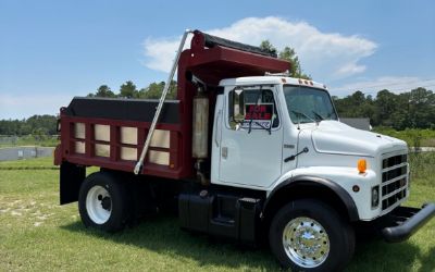 Photo of a 1984 International Refurbished 2375 International Single Axle Dump Truck for sale