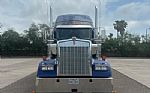 2020 W900 Sleeper Semi Truck Thumbnail 2