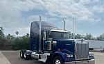 2020 W900 Sleeper Semi Truck Thumbnail 3