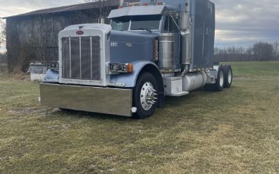 Photo of a 1996 Peterbilt 379 Conventional Sleeper Semi for sale