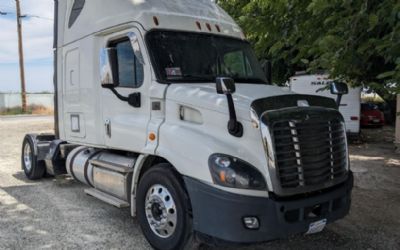 Photo of a 2019 Freightliner Cascadia 113 Sleeper Semi Truck for sale