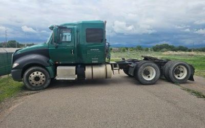 Photo of a 2014 International Prostar Conventional Sleeper Semi for sale