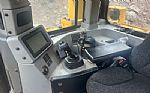 2018 D8T Thumbnail 6