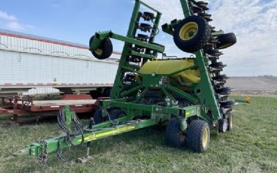 Photo of a 2007 John Deere 1690 Planter for sale
