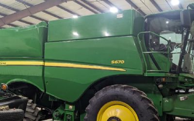 Photo of a 2014 John Deere S670 Combine for sale