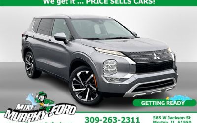 Photo of a 2022 Mitsubishi Outlander SE for sale