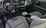 2022 Niro EV EX Thumbnail 6