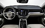 2020 V60 Thumbnail 30
