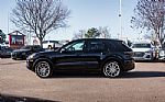 2019 Cayenne Thumbnail 50
