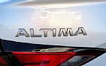 2023 Altima Thumbnail 32