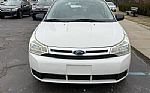 2009 Focus SE Thumbnail 2