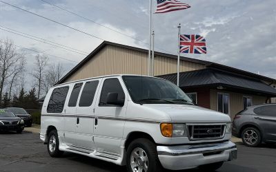 Photo of a 2006 Ford E-150 Van for sale