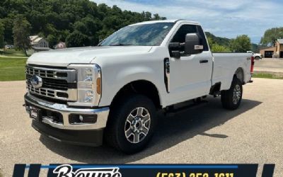 Photo of a 2025 Ford Super Duty F-350 SRW XLT for sale
