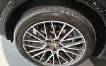 2019 Cayenne Thumbnail 48