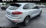 2017 Cayenne Thumbnail 6