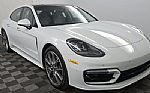 2023 Panamera Thumbnail 3