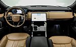 2025 Range Rover Sport Plug-in Hybrid Thumbnail 32