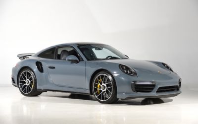 Photo of a 2018 Porsche 911 for sale